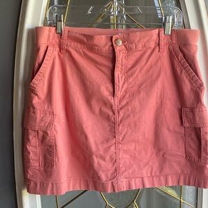 Lee Mid Rise Skort in Coral